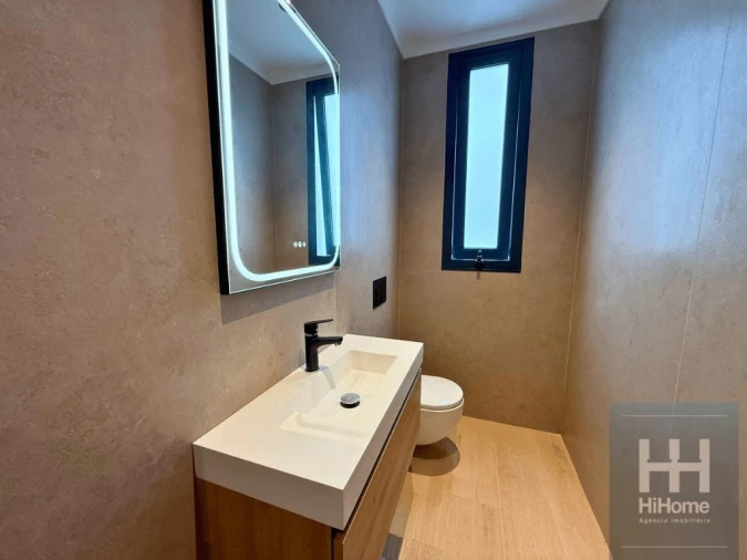 Moradia T3 para Venda em Arco da Calheta Foto 28