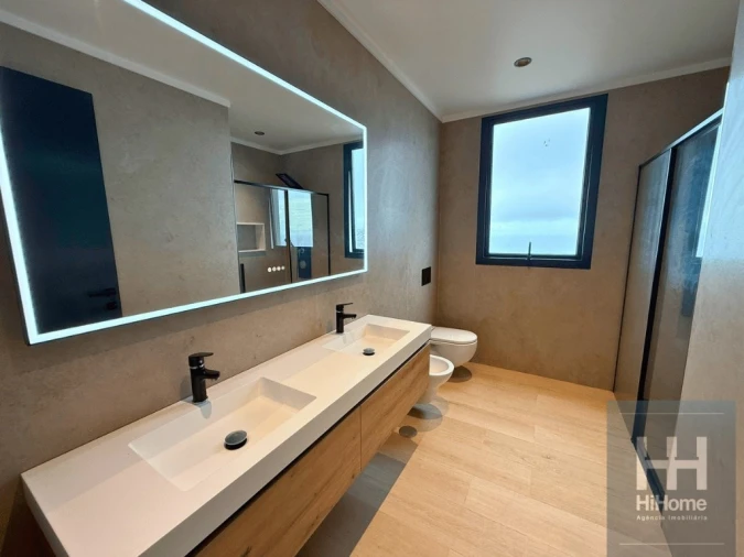 Moradia T3 para Venda em Arco da Calheta Foto 29