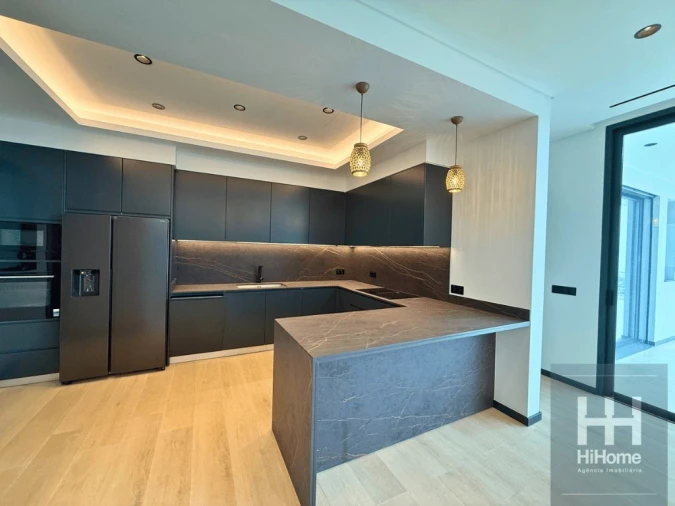 Moradia T3 para Venda em Arco da Calheta Foto 18