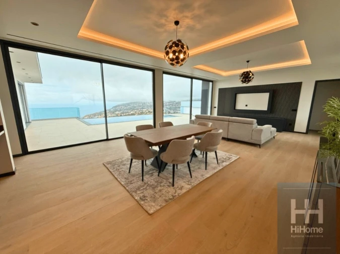 Moradia T3 para Venda em Arco da Calheta Foto 15