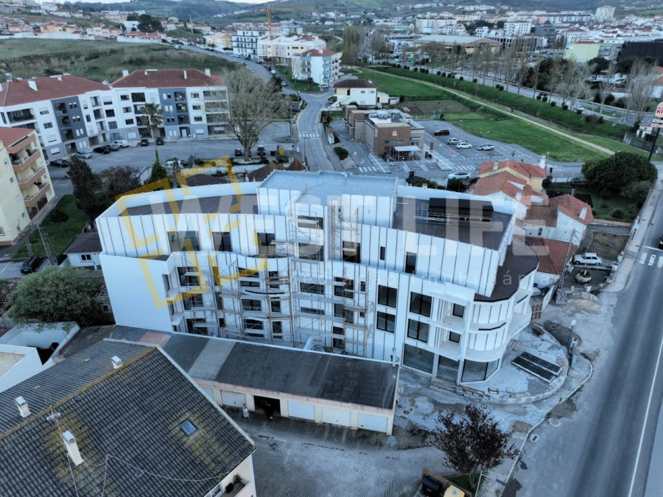 Apartamento T3 para Venda em Lourinhã e Atalaia Foto 2