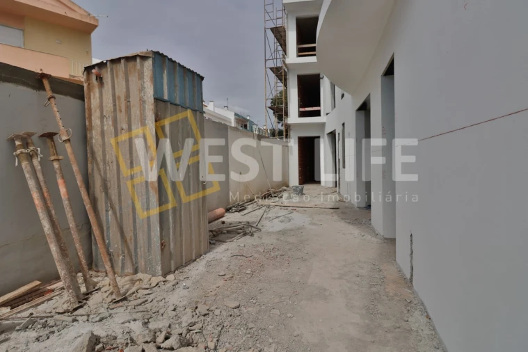 Apartamento T3 para Venda em Lourinhã e Atalaia Foto 13