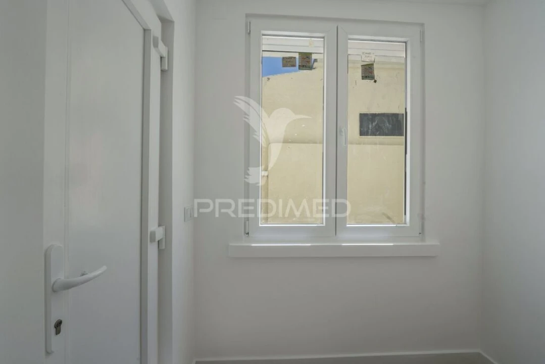Apartamento T2 para Venda em Falagueira-Venda Nova Foto 12