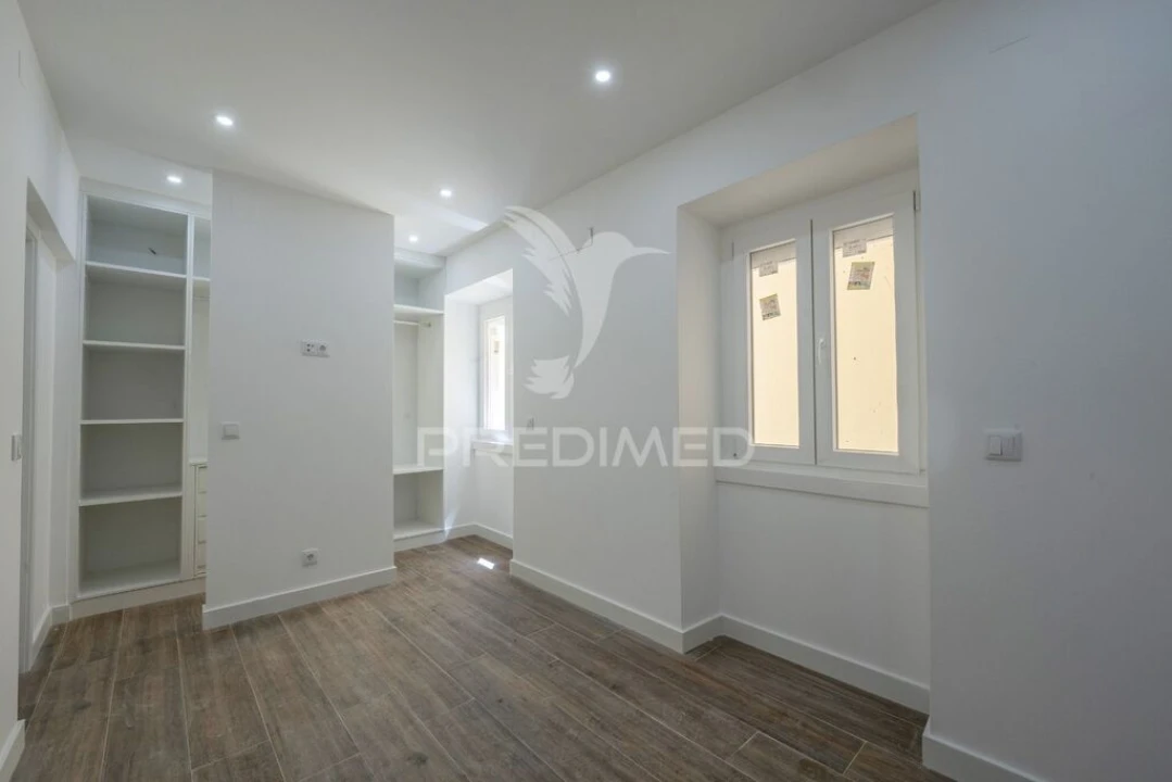 Apartamento T2 para Venda em Falagueira-Venda Nova Foto 5