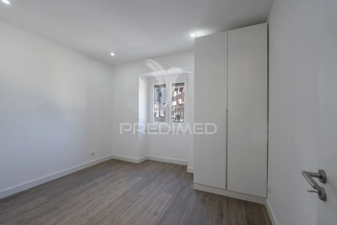Apartamento T2 para Venda em Falagueira-Venda Nova Foto 6