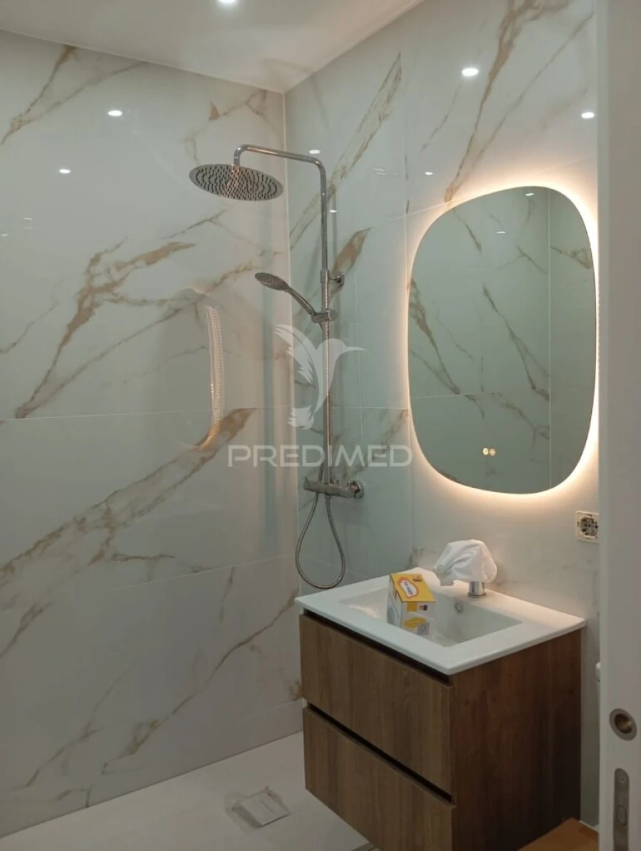 Apartamento T2 para Venda em Falagueira-Venda Nova Foto 10