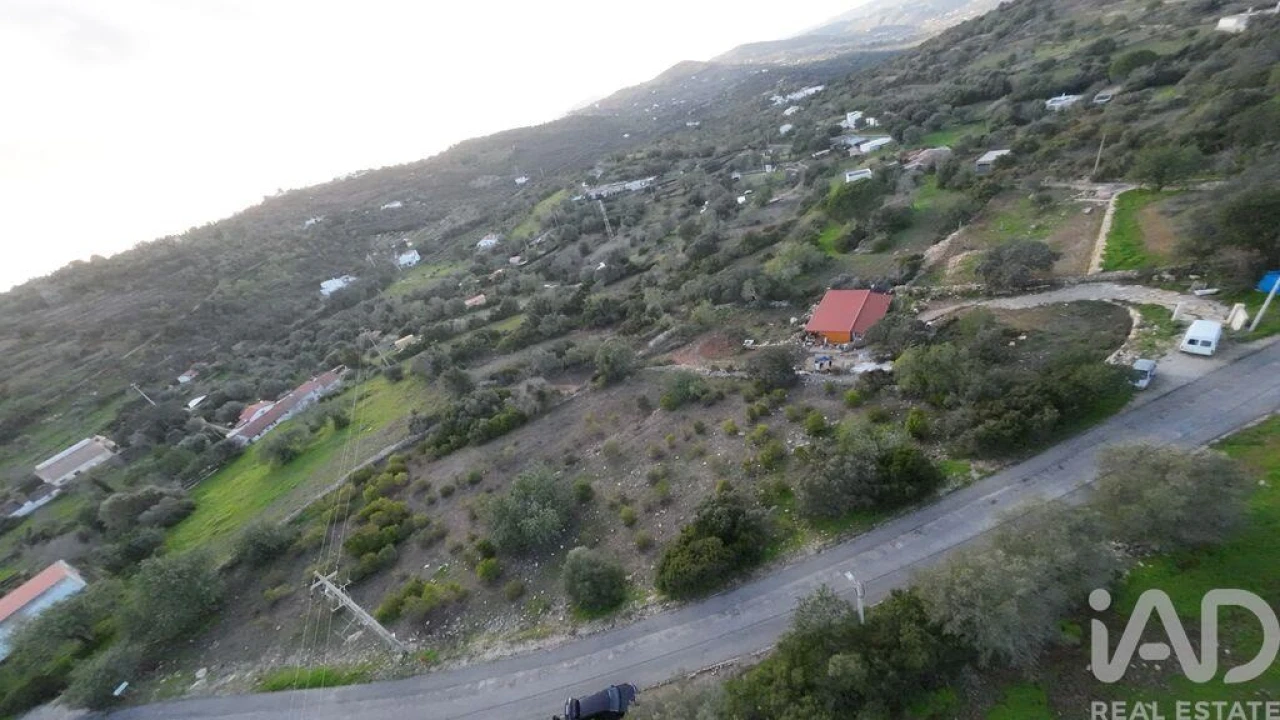 Terreno para Venda em Conceição e Estoi Foto 1