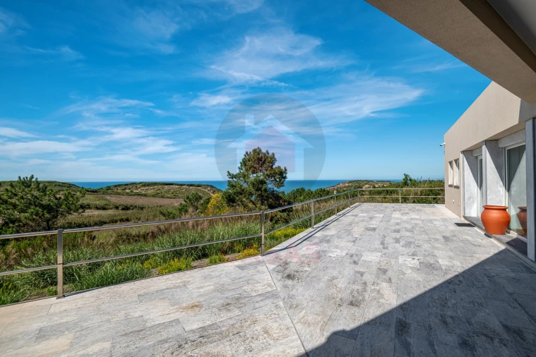 Moradia T5 para Venda em Tornada e Salir do Porto Foto 12