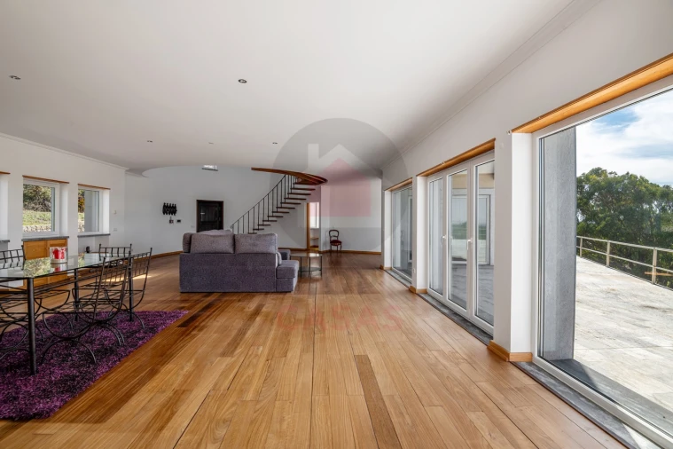 Moradia T5 para Venda em Tornada e Salir do Porto Foto 21