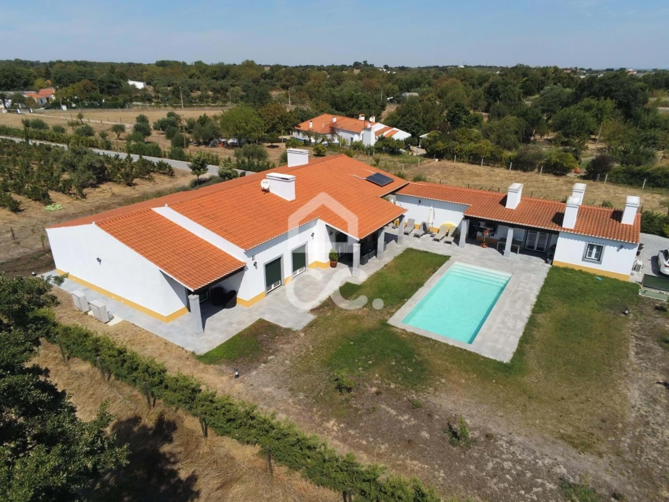 Quinta T6 para Venda em Bacelo e Senhora da Saúde Foto 2