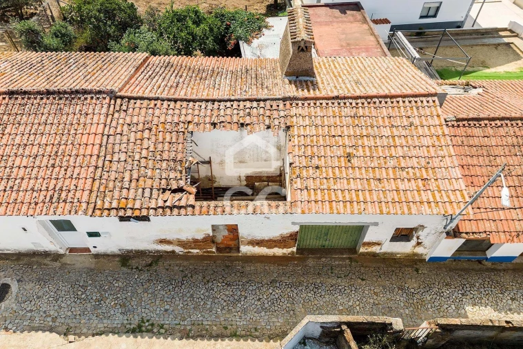 Moradia T2 para Venda em Torre de Coelheiros Foto 26