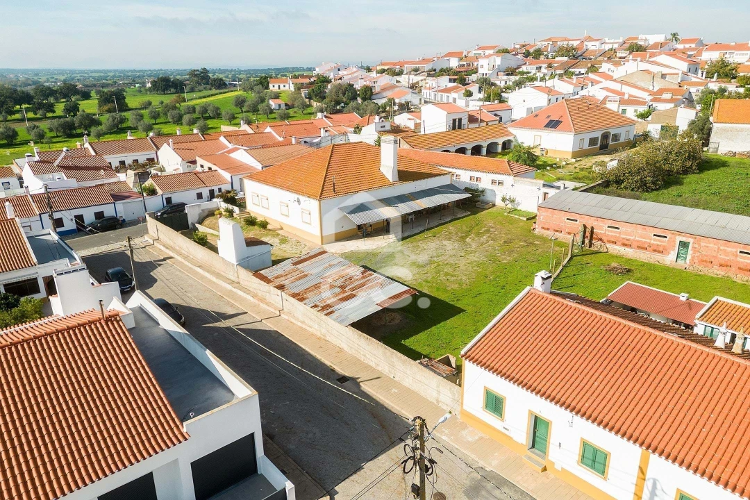 Moradia T7 para Venda em Vila Nova da Baronia Foto 50