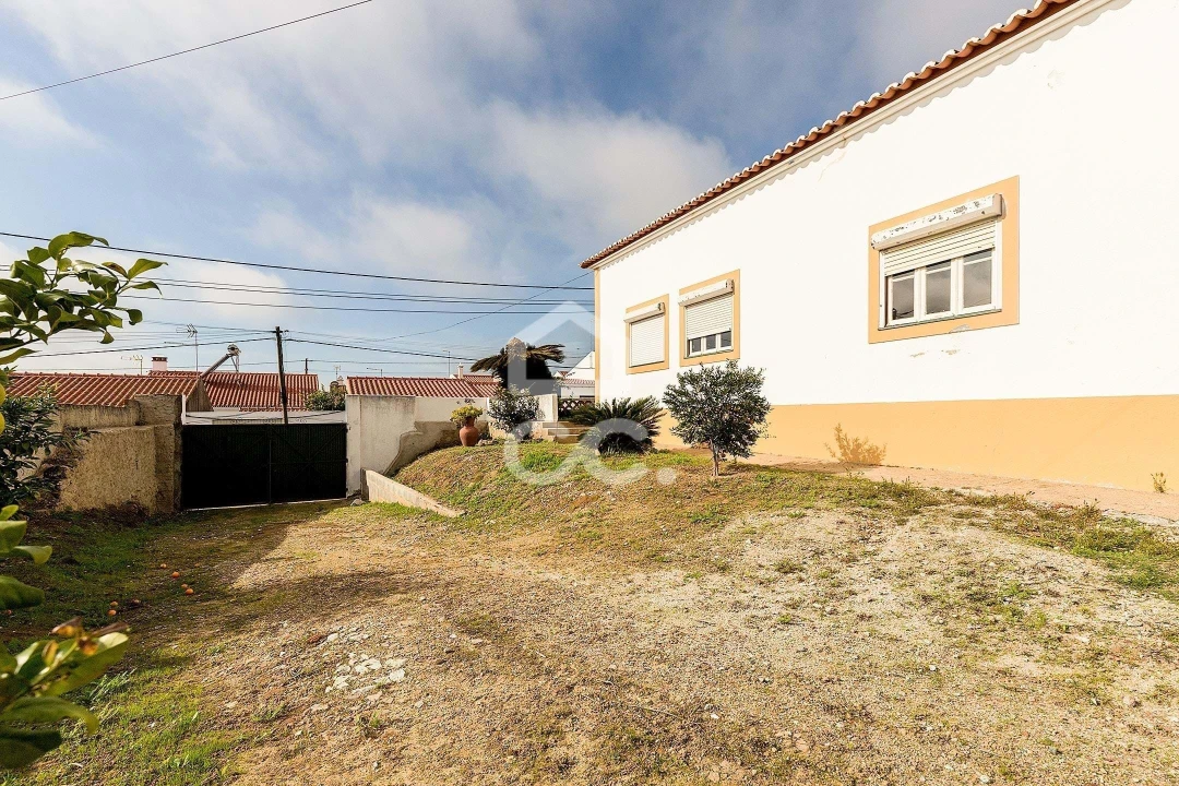 Moradia T7 para Venda em Vila Nova da Baronia Foto 36