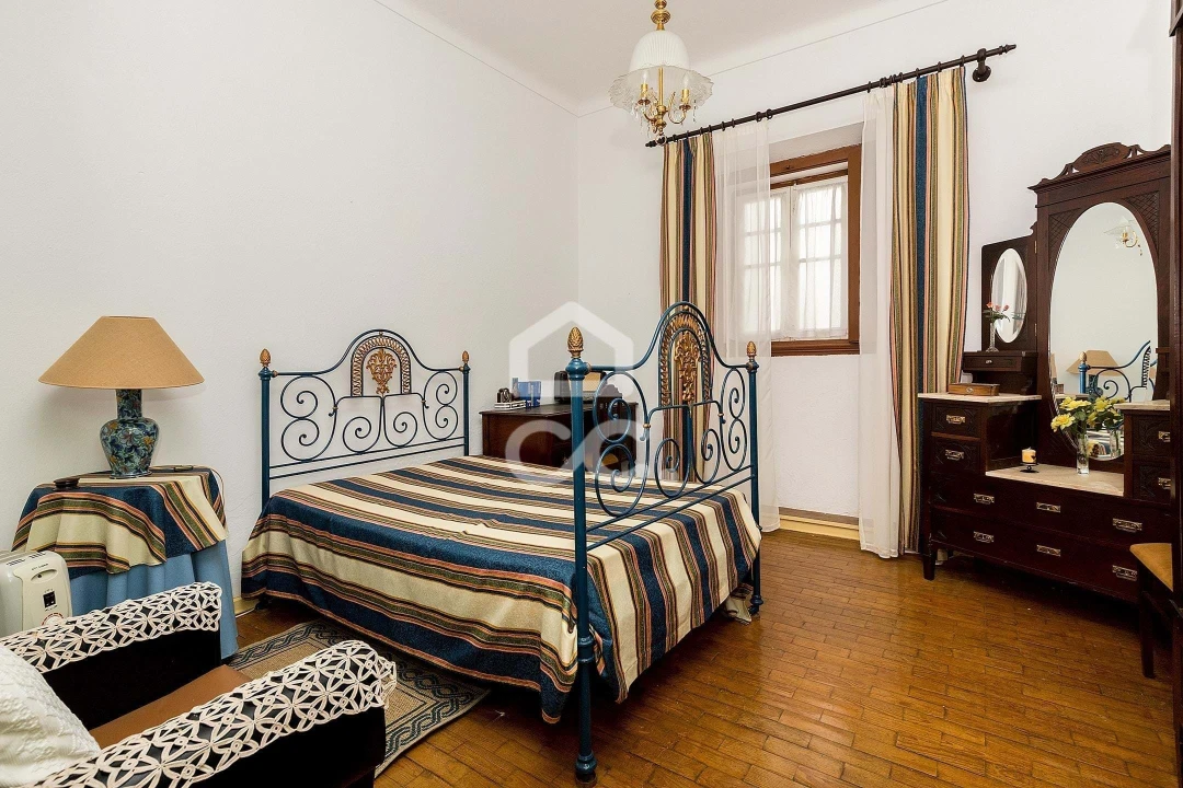 Moradia T7 para Venda em Vila Nova da Baronia Foto 17