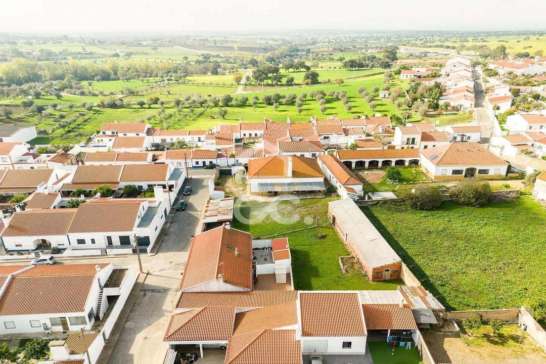 Moradia T7 para Venda em Vila Nova da Baronia Foto 53