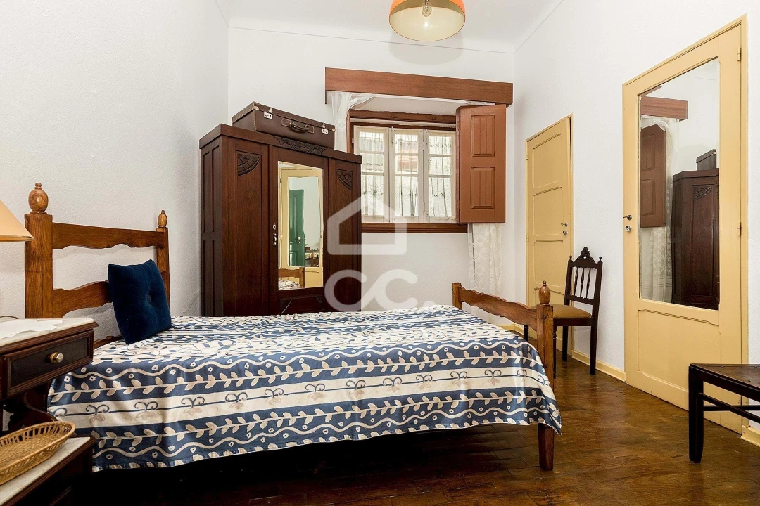 Moradia T7 para Venda em Vila Nova da Baronia Foto 18