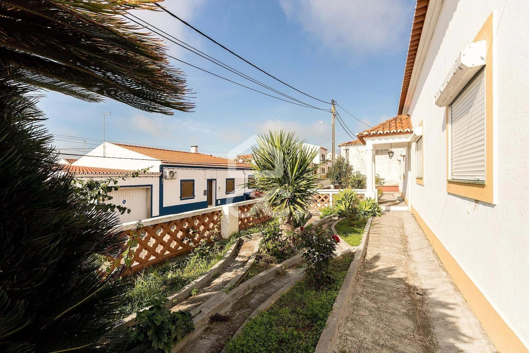 Moradia T7 para Venda em Vila Nova da Baronia Foto 26