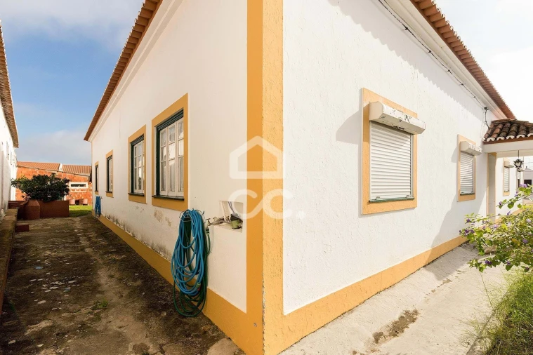 Moradia T7 para Venda em Vila Nova da Baronia Foto 43