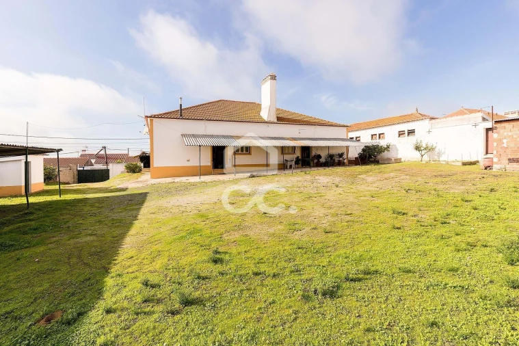 Moradia T7 para Venda em Vila Nova da Baronia Foto 6