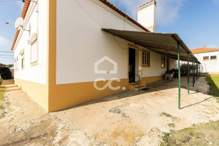 Moradia T7 para Venda em Vila Nova da Baronia Foto 38