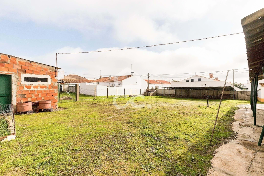 Moradia T7 para Venda em Vila Nova da Baronia Foto 30