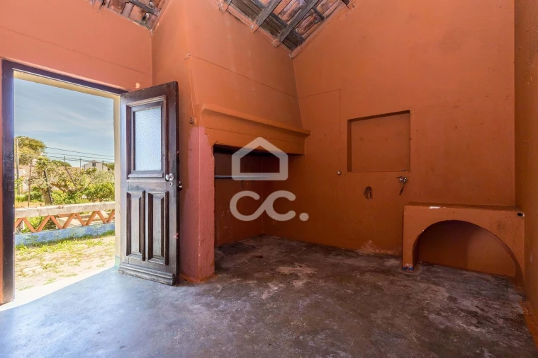 Moradia T2 para Venda em São Sebastião da Giesteira e Nossa Senhora da Boa Fé Foto 4