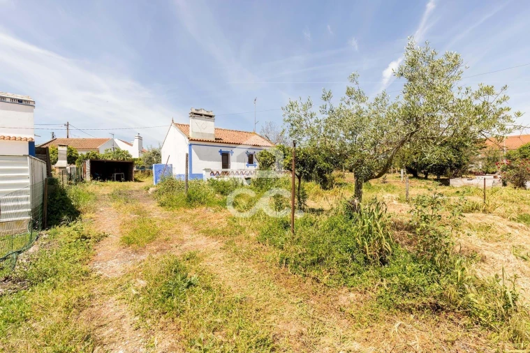 Moradia T2 para Venda em São Sebastião da Giesteira e Nossa Senhora da Boa Fé Foto 25