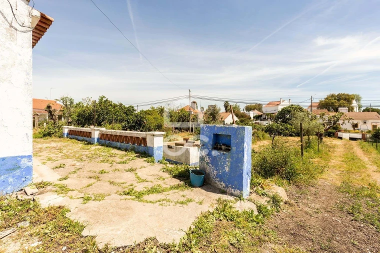 Moradia T2 para Venda em São Sebastião da Giesteira e Nossa Senhora da Boa Fé Foto 27