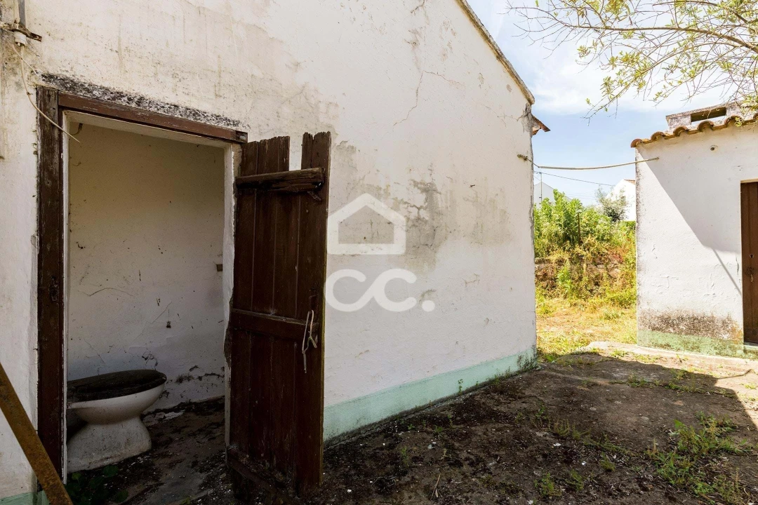 Quinta T2 para Venda em São Sebastião da Giesteira e Nossa Senhora da Boa Fé Foto 10