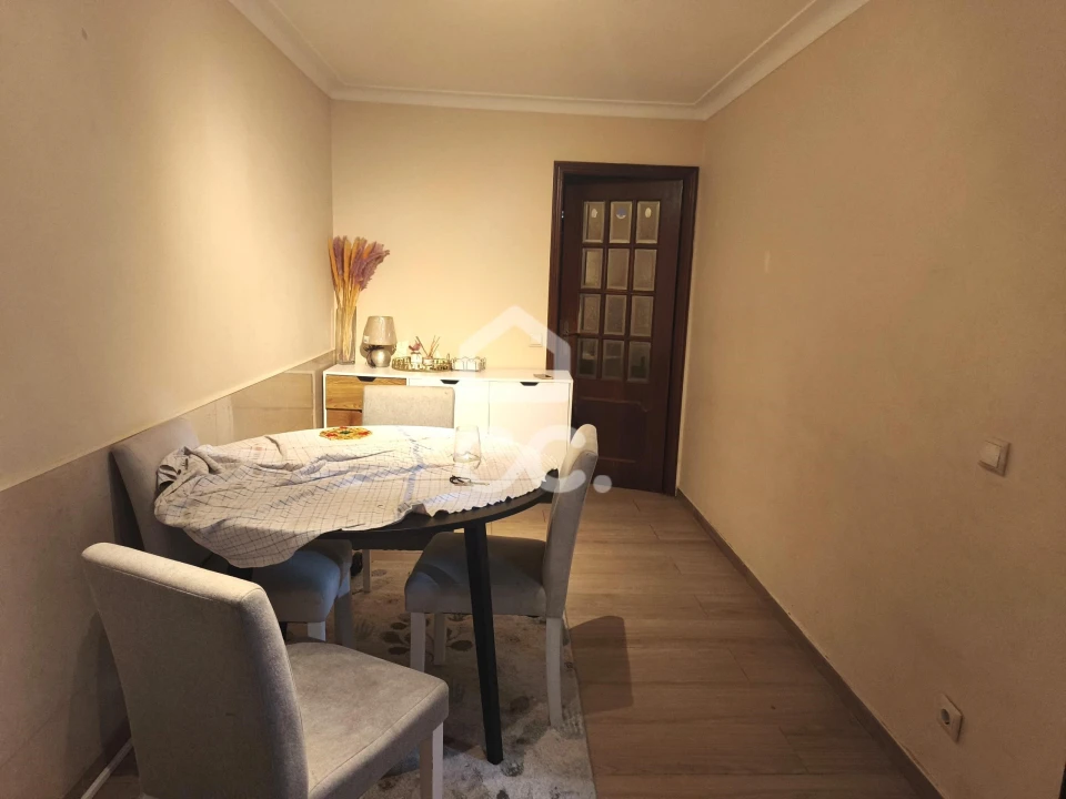 Moradia T3 para Venda em Oliveira, São Paio e São Sebastião Foto 11