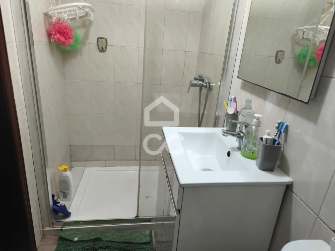 Moradia T3 para Venda em Oliveira, São Paio e São Sebastião Foto 13