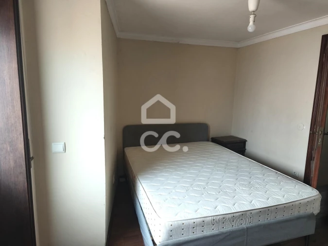 Moradia T3 para Venda em Oliveira, São Paio e São Sebastião Foto 6