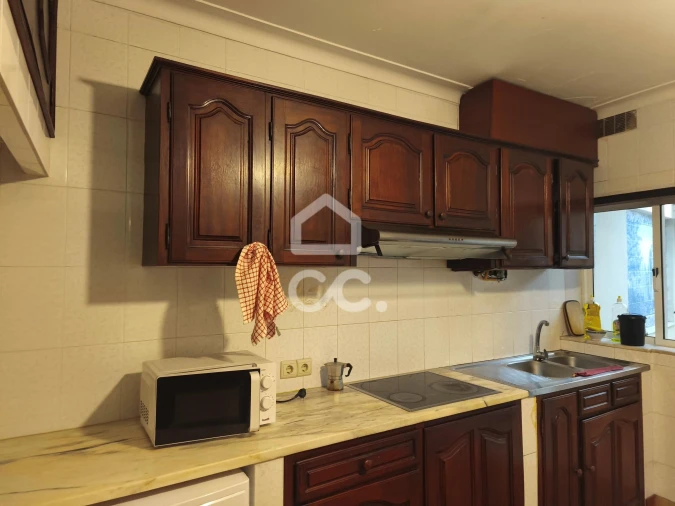 Moradia T3 para Venda em Oliveira, São Paio e São Sebastião Foto 2