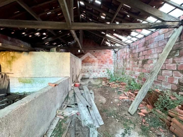 Moradia T2 para Venda em São João de Lourosa