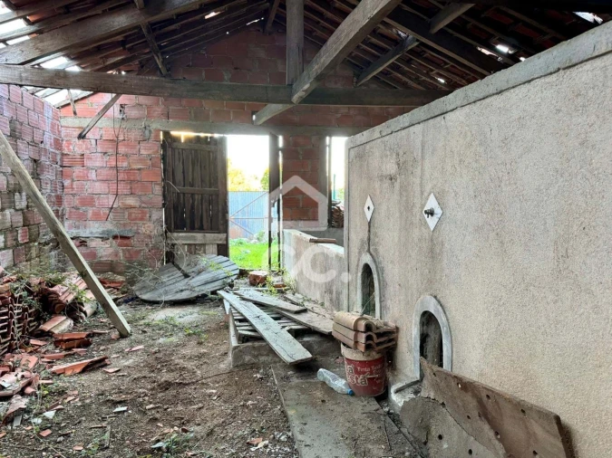 Moradia T2 para Venda em São João de Lourosa Foto 7