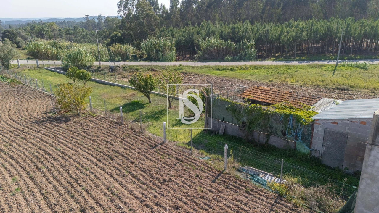 Moradia T3 para Venda em Alqueidão Foto 43