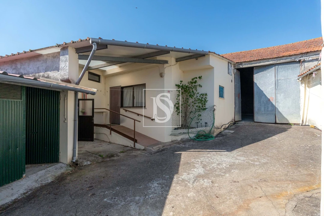 Moradia T3 para Venda em Alqueidão Foto 30