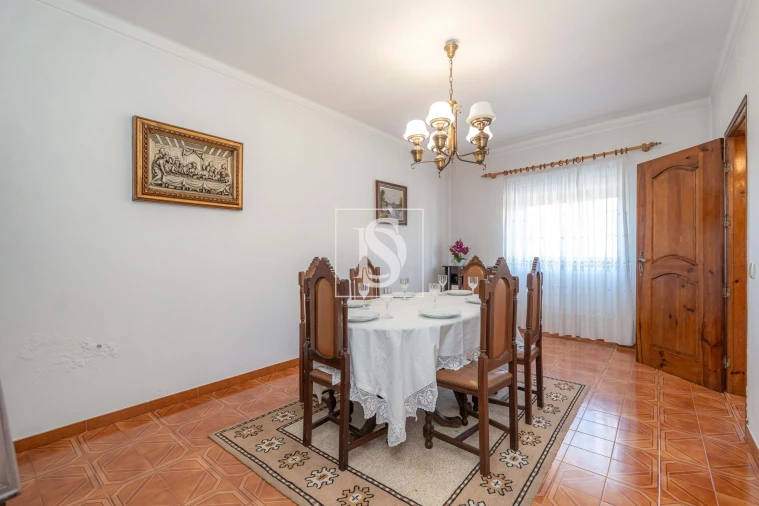 Moradia T3 para Venda em Alqueidão Foto 16