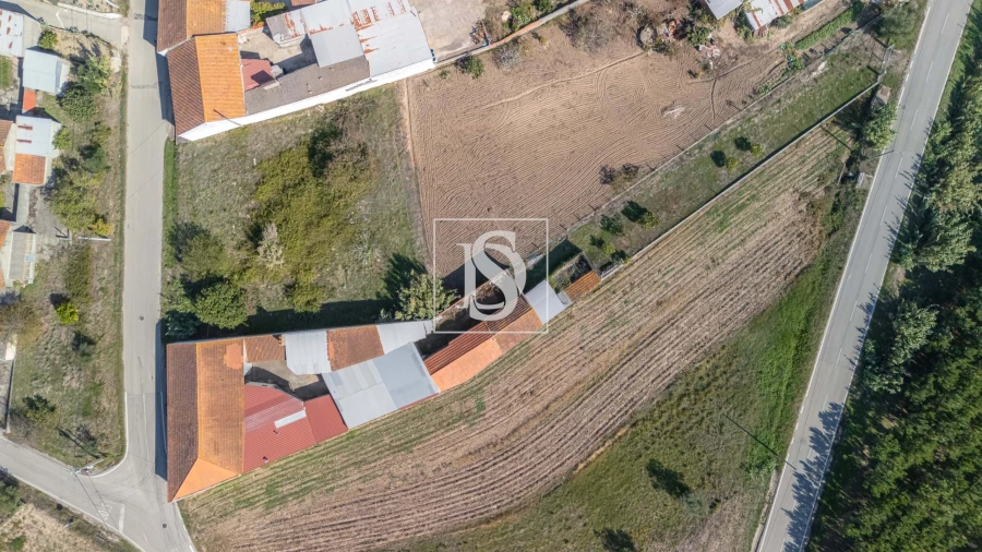 Moradia T3 para Venda em Alqueidão Foto 33