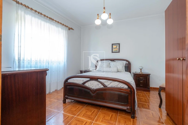 Moradia T3 para Venda em Alqueidão Foto 20