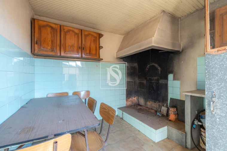 Moradia T3 para Venda em Alqueidão Foto 28