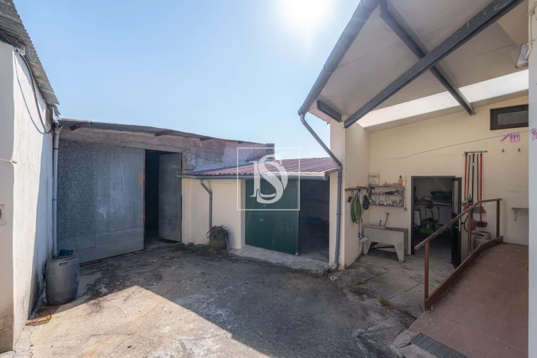 Moradia T3 para Venda em Alqueidão Foto 26