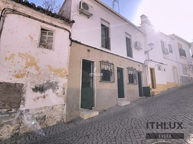 Prédio para Venda em Caia, São Pedro e Alcáçova