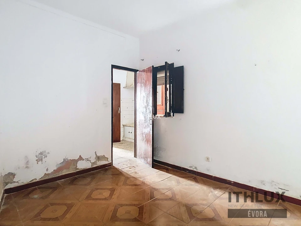 Prédio para Venda em Caia, São Pedro e Alcáçova Foto 19