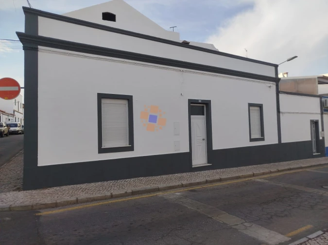 Moradia T2 para Venda em Reguengos de Monsaraz Foto 1