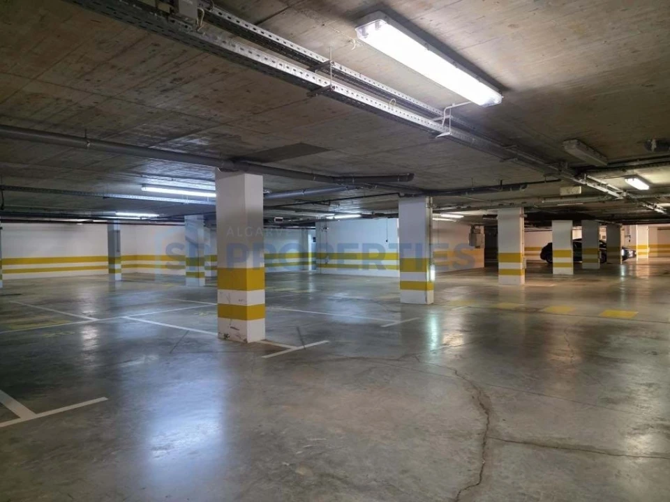 Apartamento T2 para Venda em Quarteira Foto 26