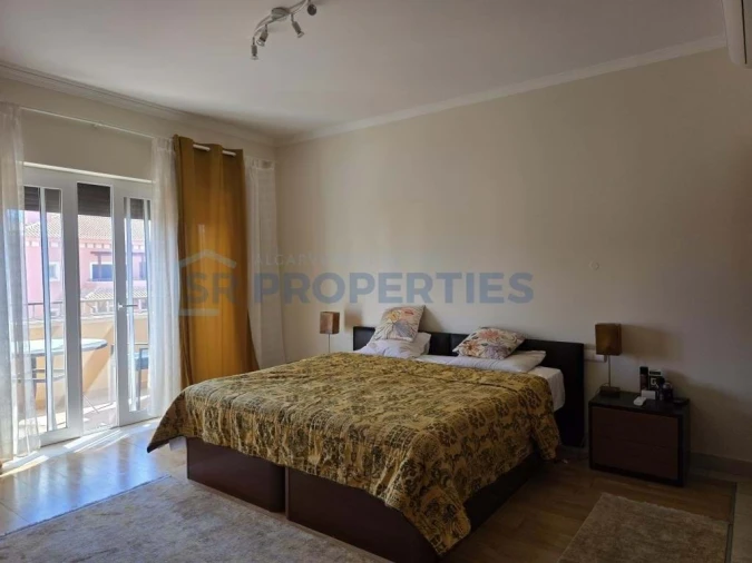 Apartamento T2 para Venda em Quarteira Foto 15