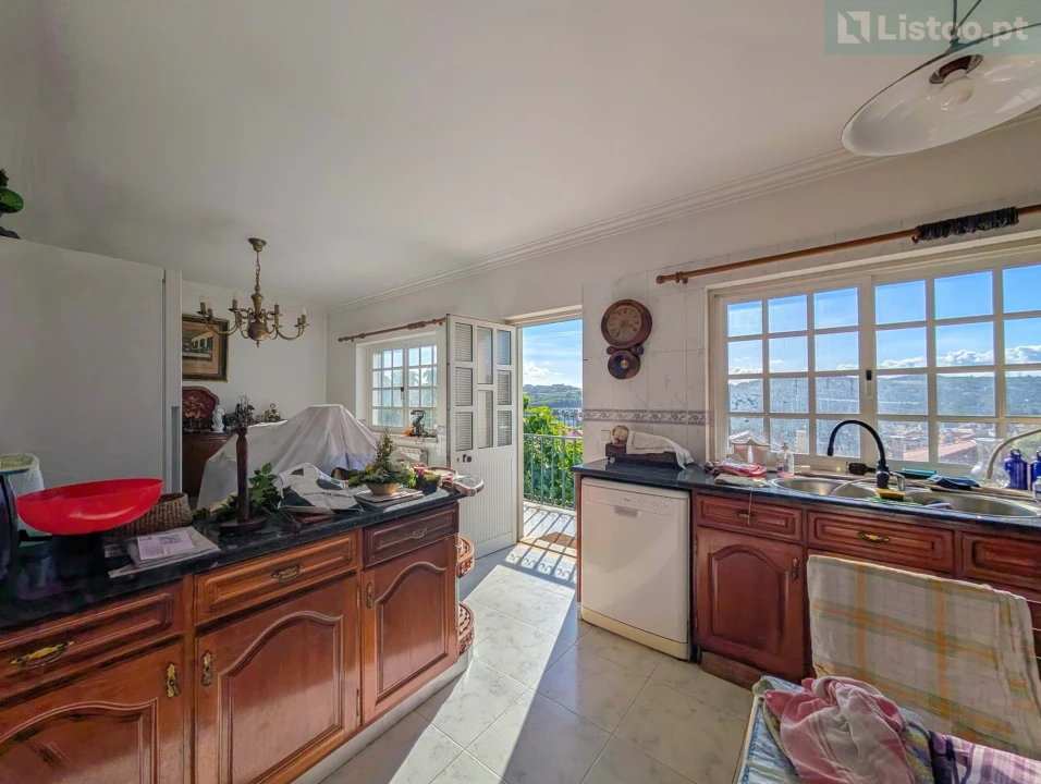 Moradia T5 para Venda em Oeiras e São Julião da Barra, Paço de Arcos e Caxias Foto 12