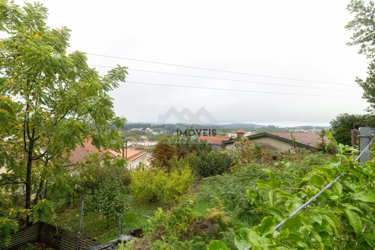 Moradia T6 para Venda em Freamunde Foto 29