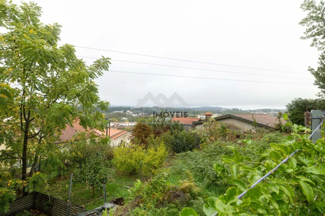 Moradia T6 para Venda em Freamunde Foto 29